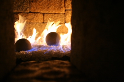 Fire balls for fireplaces